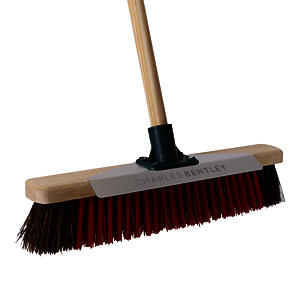11.6" PV4.5C&BASS BROOM WOODEN HANDLE