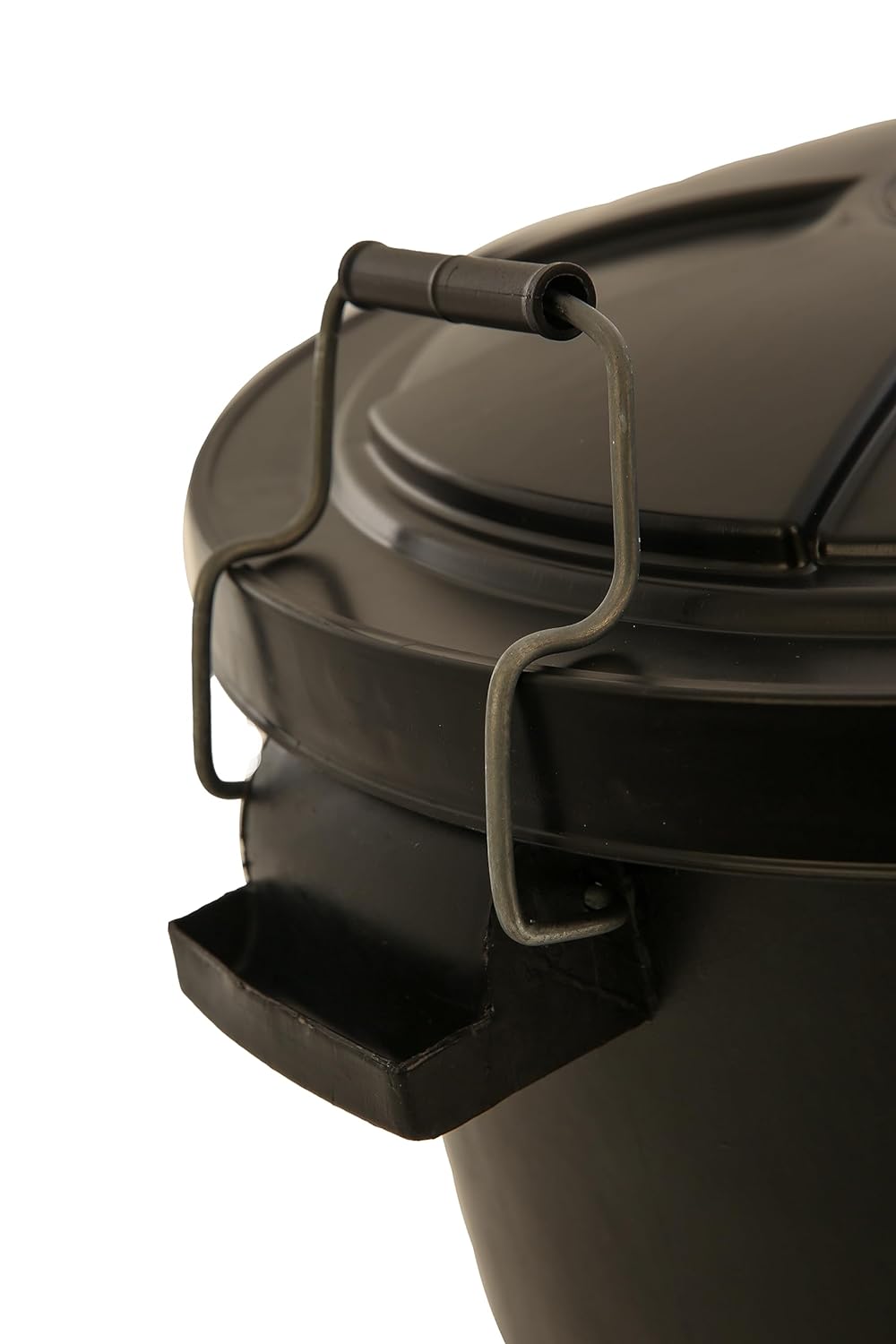 Fixtures Refuse Bin with Lid and Metal Clip Handles 80 Litre (Black)