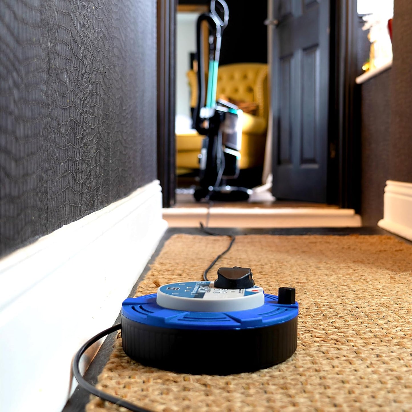 Masterplug Mct1010/4Bl Four Socket 10A Cassette Cable Reel With Thermal Cut-Out, 10 Metres, Blue