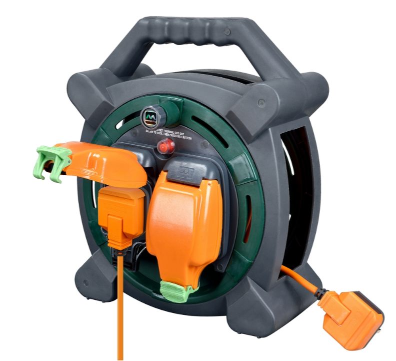 Masterplug Hlp2013/2Ip 20M Outdoor Ip Rated Cable Reel With Weatherproof Sockets 13A Case Reel