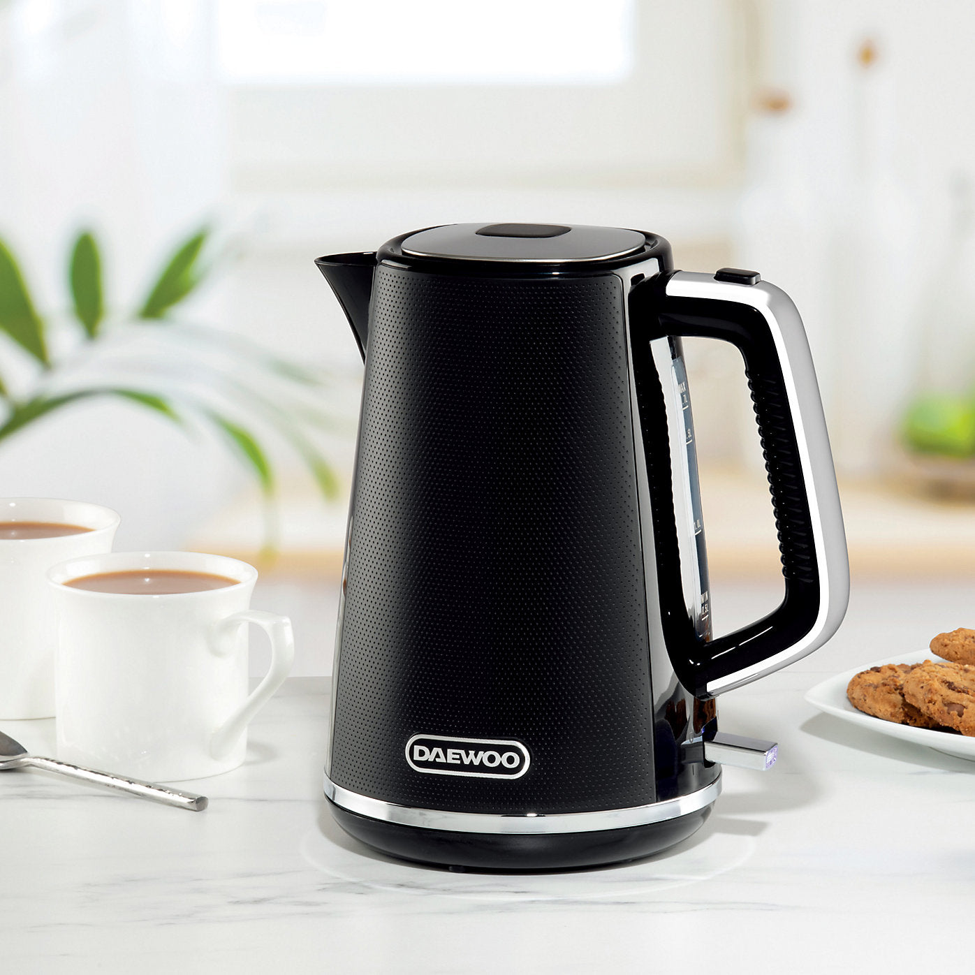 Daewoo Stirling Jug Kettle 1.7L Cordless Swivel Base 3KW Rapid Boil Black SDA2630GE