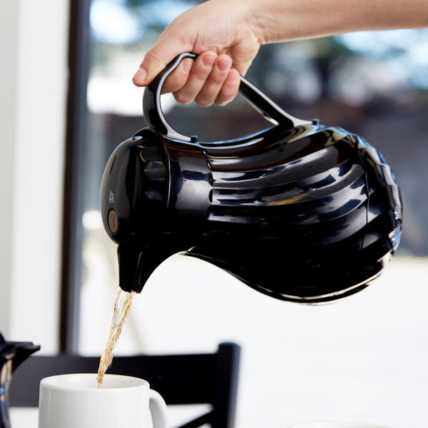 Fixtures Black Beverage Server 1.1 Litre