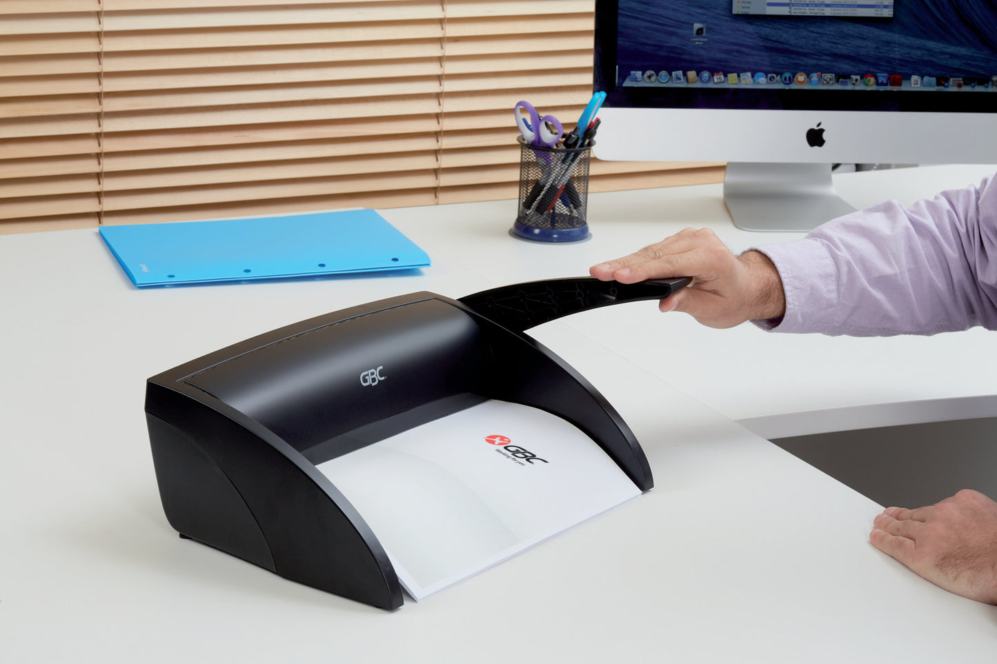 GBC CombBind C100 Binding Machine A4 Black 4401843