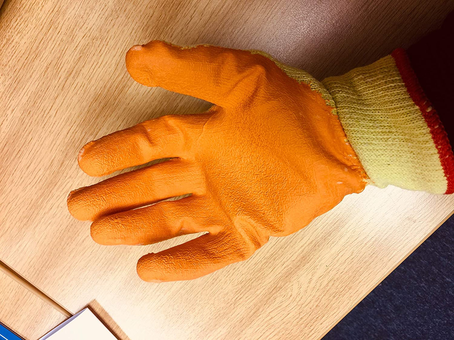 Beeswift 2000 Orange Medium Latex Gloves (Pair) - NWT FM SOLUTIONS - YOUR CATERING WHOLESALER