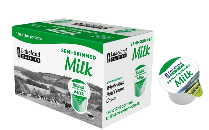 Lakeland Semi Skimmed (Green) Milk Jiggers 120's