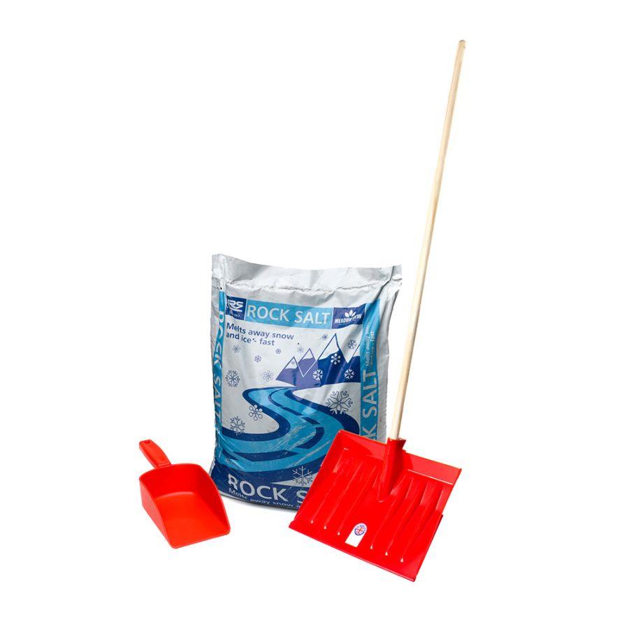 ValueX Salt And Shovel Kit Includes 1 x 25kg Rock Salt 1 Scoop And 1 Snow Shovel 0108058 - NWT FM SOLUTIONS - YOUR CATERING WHOLESALER