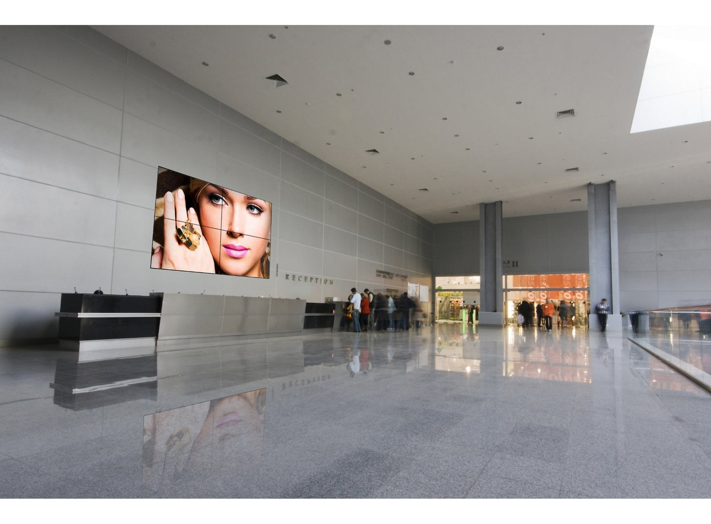 Peerless 65 to 95 Inch Full Service Video Wall Mount