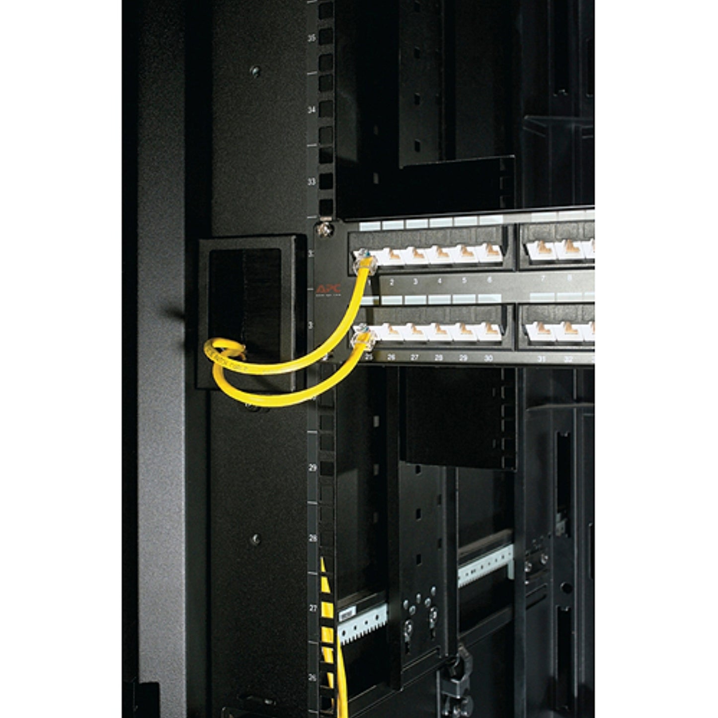 APC NetShelter SX 750mm Mount Rail Brush Strips