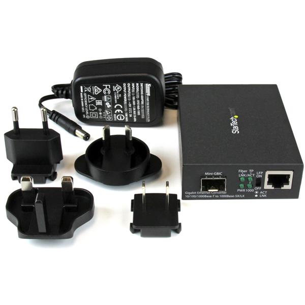 StarTech.com GbE Fiber Media Converter Open SFP Slot