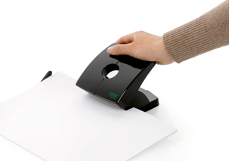 Novus renew B 230 2 Hole Punch Plastic 30 Sheet Black - NOV025-0637