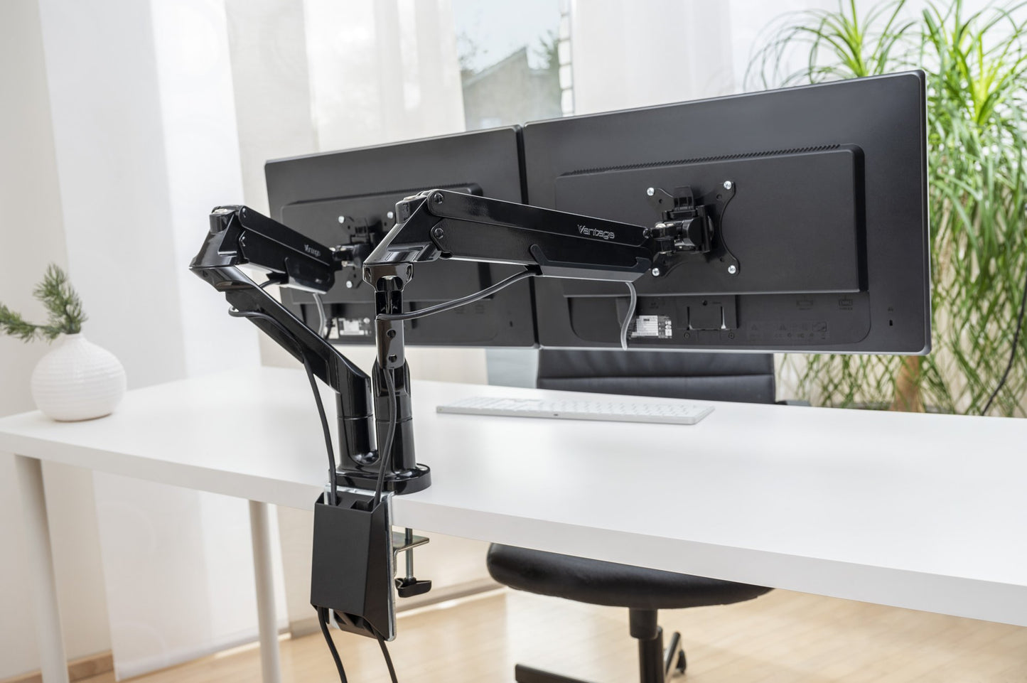 Vantage Premium Duo Monitor Arm Black - D0280004