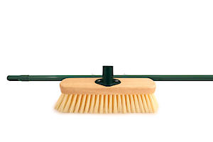Charles Bentley 11" Varnished PVC Brush Head & Metal Handle