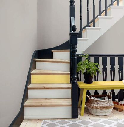 Dulux Silk Emulsion Paint For Walls And Ceilings - Chic Shadow 2.5 Litres