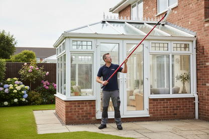 Hilka 3.5m Extendable Window Cleaner and Squeegee