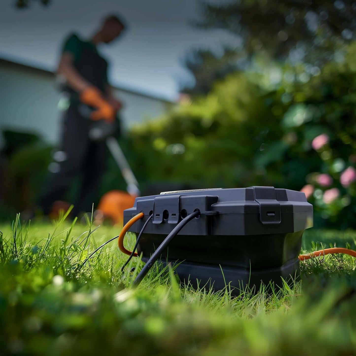 Masterplug Weatherproof Electrical Connection Box & 4 Gang Extension