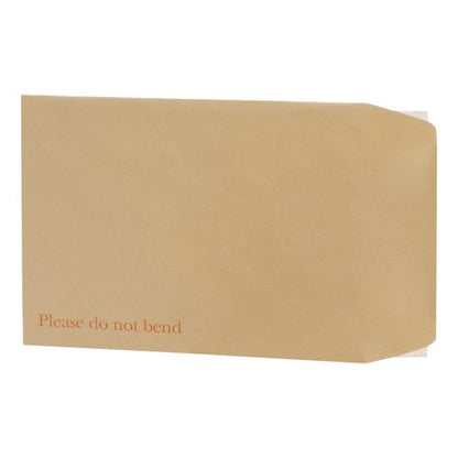 5 Star Office Envelopes Recycled Board Backed Hot Melt Peel/Seal 241x178mm Manilla (Pack of 125)