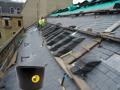 Xtrade Flexitub Black 25L Recycled | Building Site | Garden Clearing | Stables