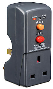 Masterplug Single Socket RCD Safety Adaptor, Black