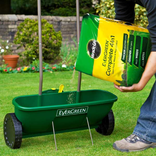 Miracle-Gro Evergreen Complete 4-In-1 360m2
