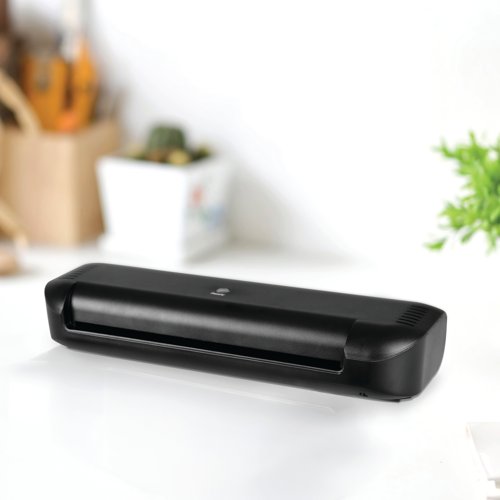 5 Star Office Hot A4 Laminator for up to 2x100 Micron Pouches 108508