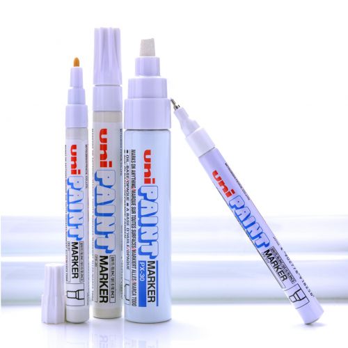 Uni-Ball UniPAINT PX21 Paint Marker Fine White (12 Pack) 124503000