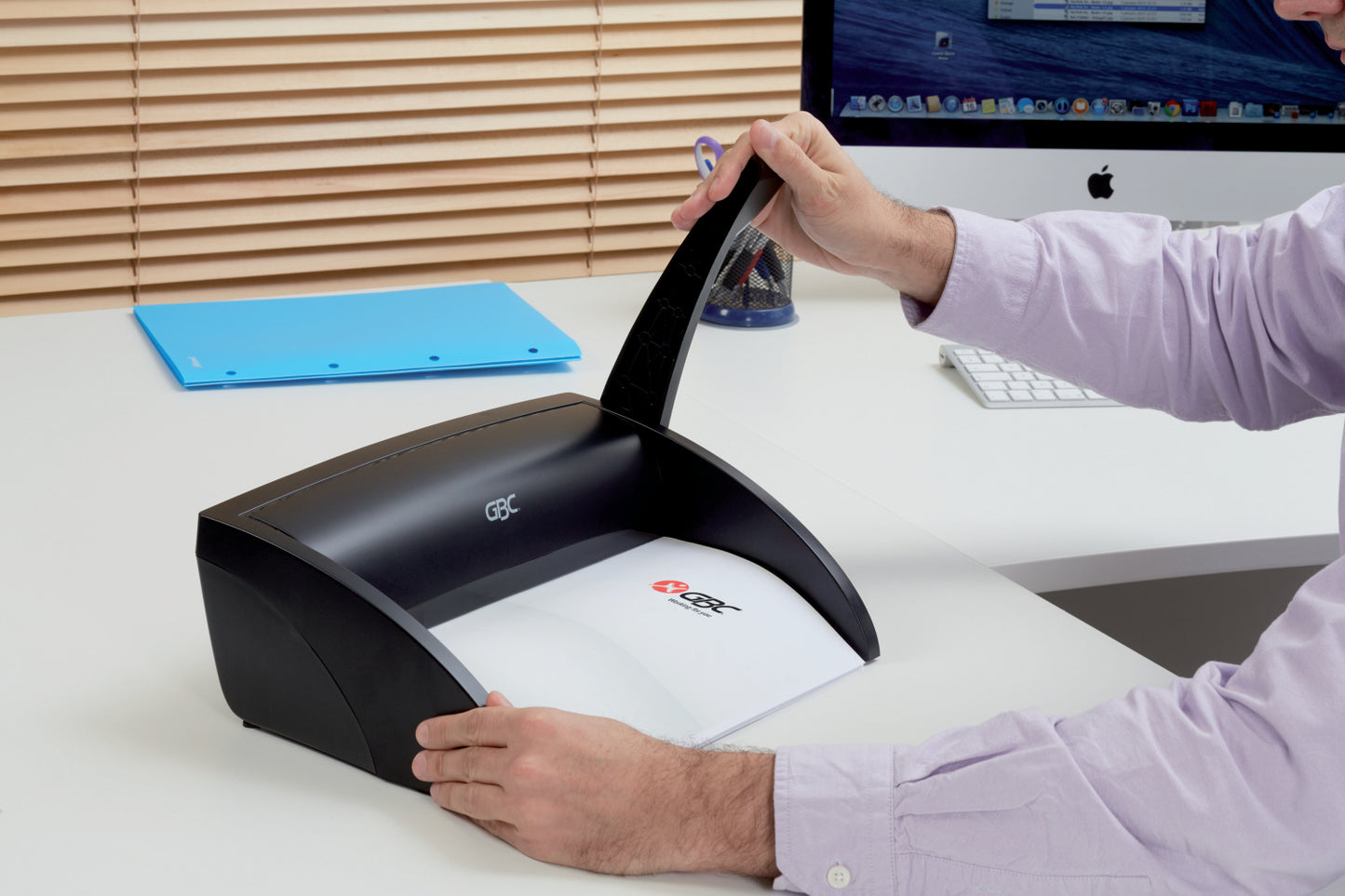 GBC CombBind C100 Binding Machine A4 Black 4401843