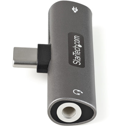 StarTech.com USB C Audio and Charge Adapter with 3.5mm TRRS Jack and 60W USB C Power Delivery